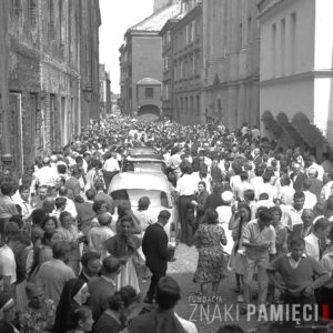 JT A czerwca , wizyta ministra sprawiedliwośći USA Roberta Kennedy'ego, Stare Miasto w Warszawie